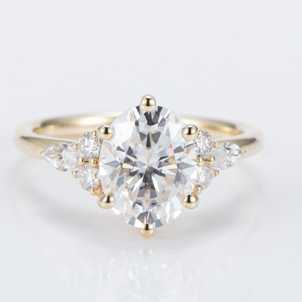 Gold Cluster Diamond Ring