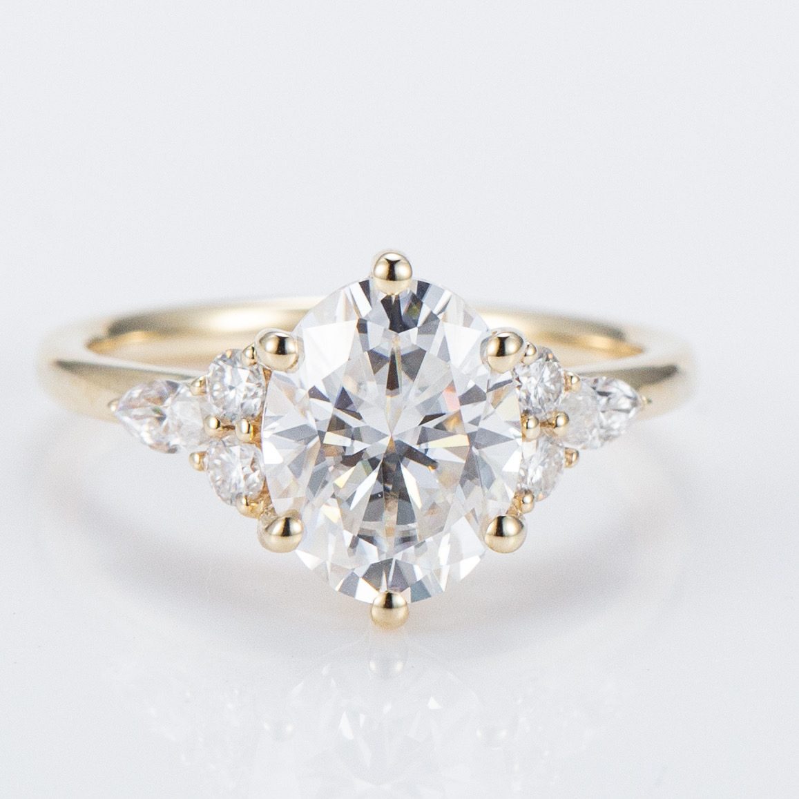 Gold Cluster Diamond Ring